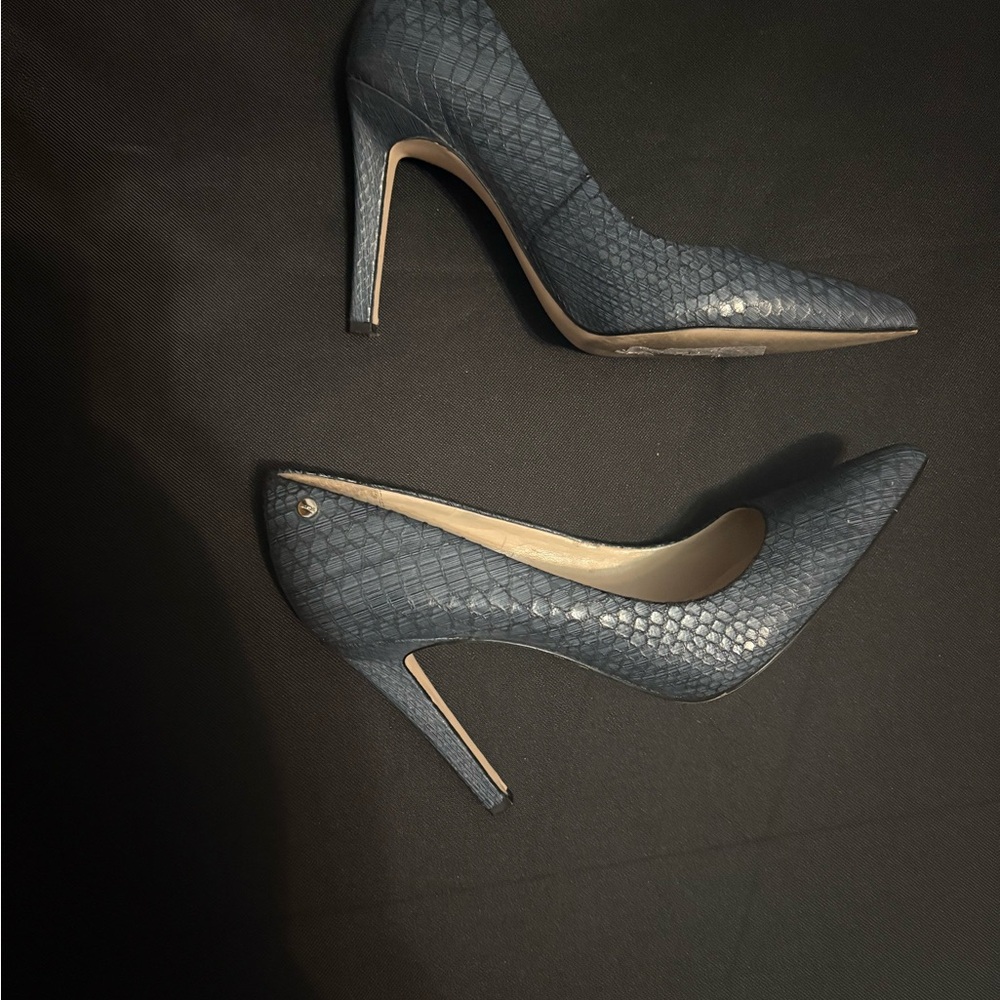Calvin Klein Blue Textured Heels